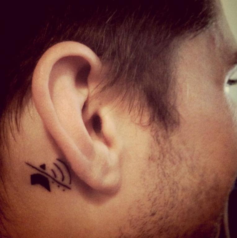 Prometteoapp's tweet photo. ¿Qué te parecen estos tatuajes de personas sordas? https://t.co/cbzmaVC5bk http://t.co/M1Uh0bmikn