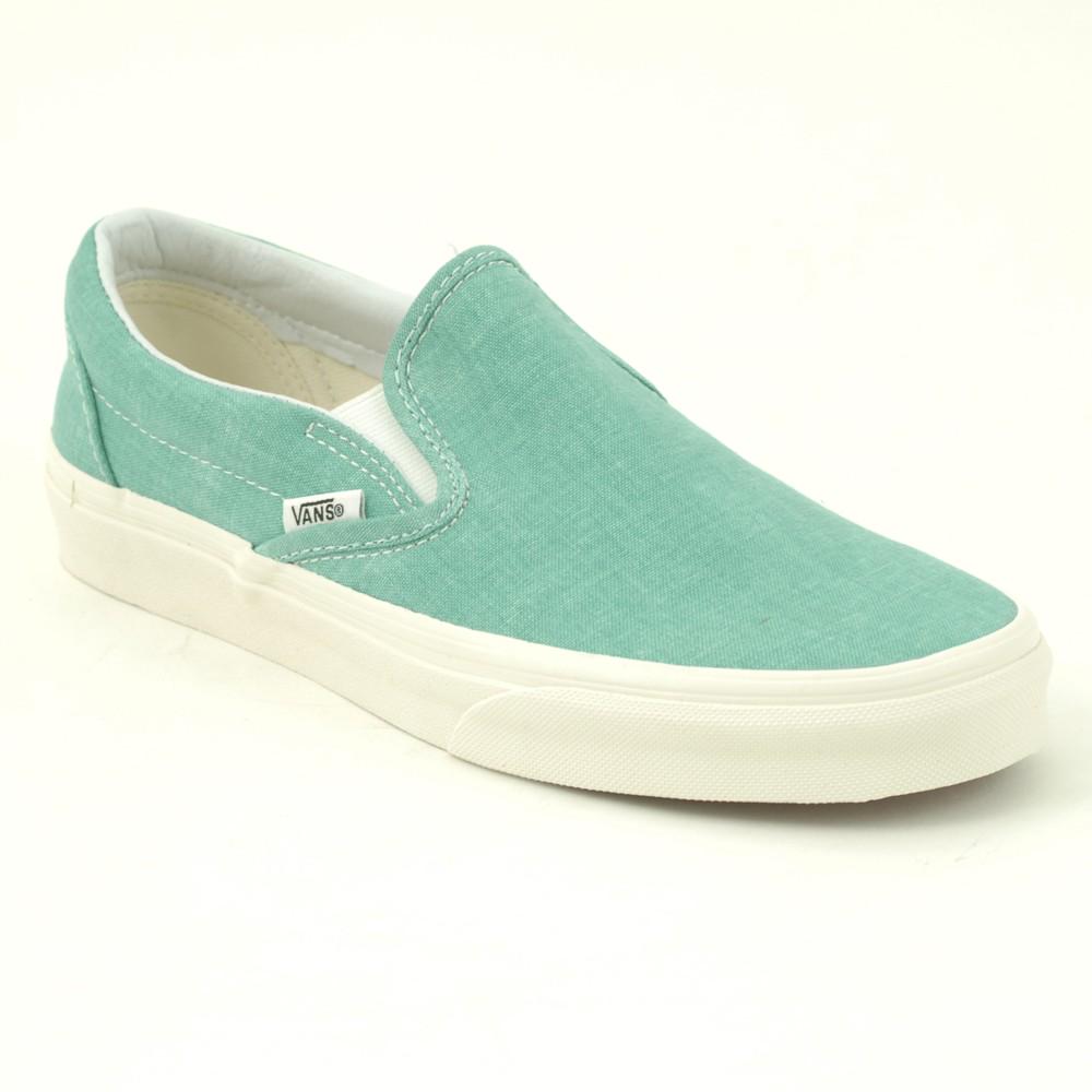 OLARAGA's tweet photo. Le Slip-on e gli altri modelli protagonisti d'estate! Nuova collezione e Outlet, vola su http://t.co/KWQ1FS4oGv http://t.co/F5FCZ657bk