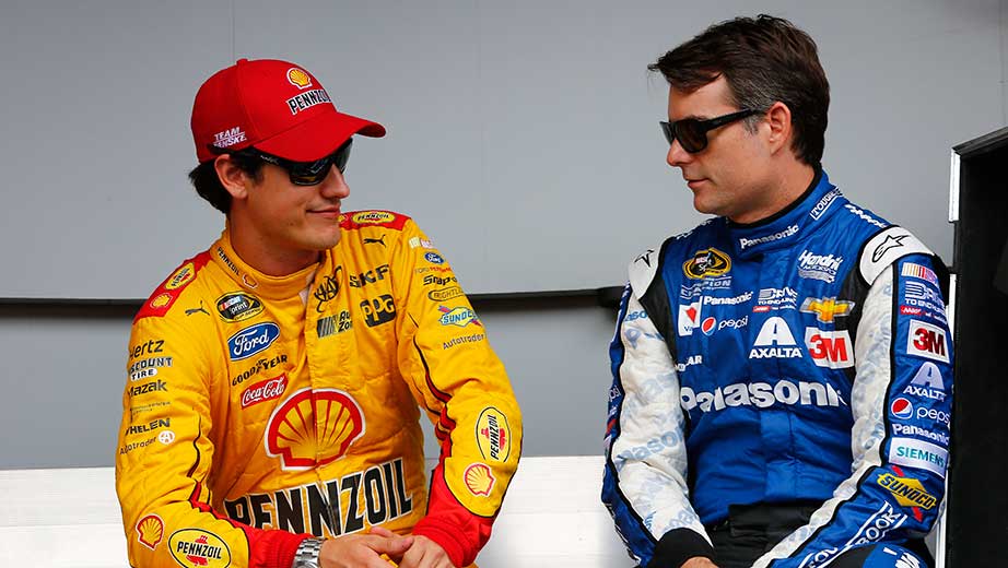 NASCAR's tweet image. So...at what point do we start referring to you as 'TV's Jeff Gordon'?

@nascarcasm recap: nas.cr/1C981ng