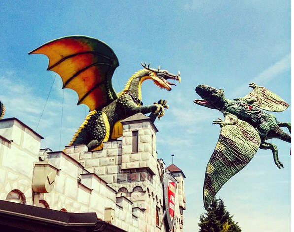 Splitsider's tweet photo. Jurassic World: Europe Edition http://t.co/9jCRCYzmxj #JurassicWorldAtTarget @Target [Sponsored] http://t.co/jpJuANC3Xt