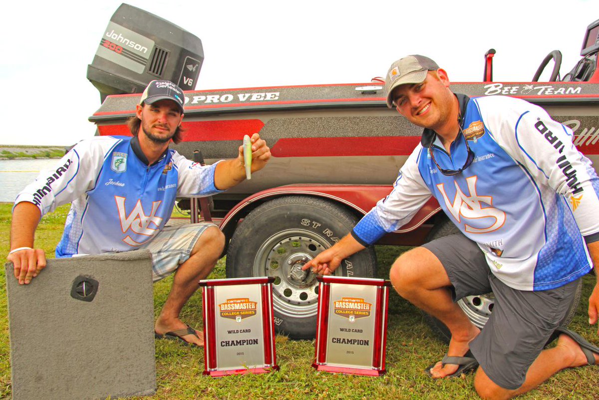 "We're just poor boys," said the #collegebass winners, who used a swimbait as a livewell plug: tinyurl.com/oclepzc