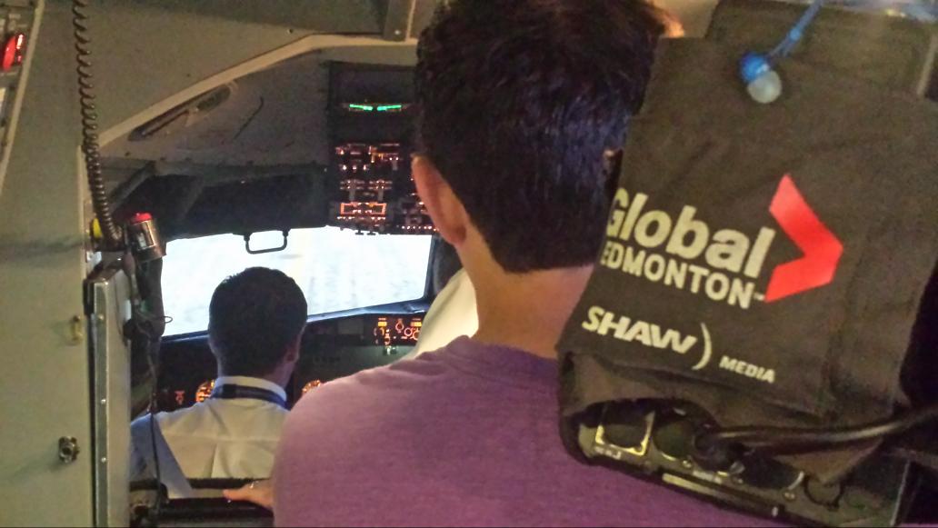 Getting ready for "take-off" with <a href="/GlobalEdmonton/">Global Edmonton</a> at the <a href="/CanadianNorth/">Canadian North Airlines ✈️</a> Boeing-737 simulator. #yeg