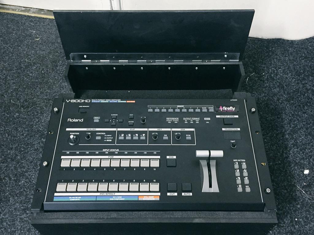 shave Dalset Receiver FireFly Audio Visual on Twitter: "Our @RolandSG_UK V-800HD all racked up on its new touring case. #roland #V800HD #visionmixer #rentalstock #fireflyav http://t.co/mOG7JBJAZa" / Twitter shave Dalset Receiver FireFly Audio Visual on Twitter: "Our @RolandSG_UK V-800HD all racked up on its new touring case. #roland #V800HD #visionmixer #rentalstock #fireflyav http://t.co/mOG7JBJAZa" / Twitter