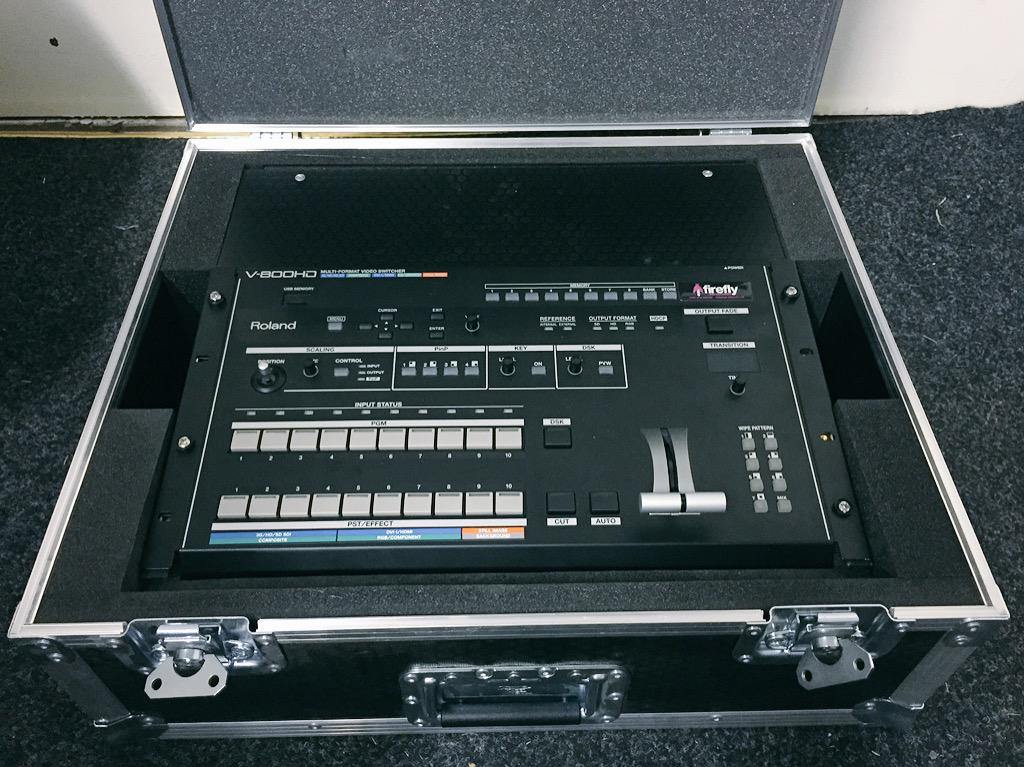 shave Dalset Receiver FireFly Audio Visual on Twitter: "Our @RolandSG_UK V-800HD all racked up on its new touring case. #roland #V800HD #visionmixer #rentalstock #fireflyav http://t.co/mOG7JBJAZa" / Twitter shave Dalset Receiver FireFly Audio Visual on Twitter: "Our @RolandSG_UK V-800HD all racked up on its new touring case. #roland #V800HD #visionmixer #rentalstock #fireflyav http://t.co/mOG7JBJAZa" / Twitter