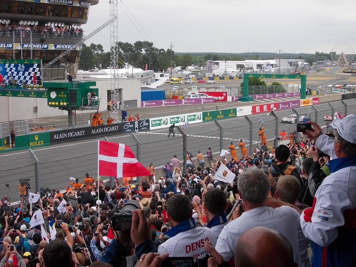 SouthfieldsTN's tweet image. Southfields on tour at the Le Mans 24 hours! We had a great time &amp;amp; already looking forward to 2016! @24hoursoflemans