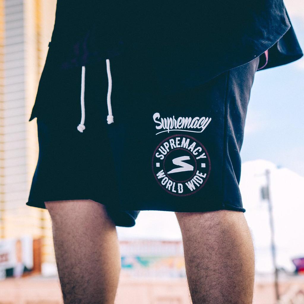 supremacyla's tweet photo. World Wide 🌐 | http://t.co/bq7gxg6b2r http://t.co/7JoWauu1UH
