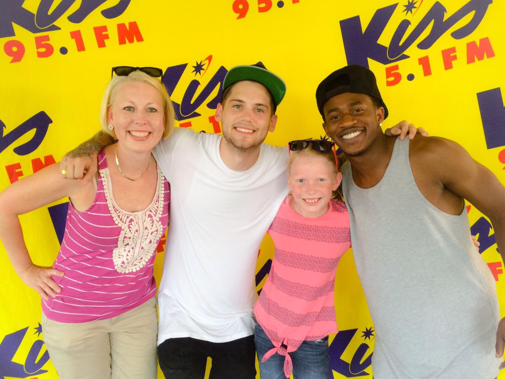 LKC713's tweet photo. Had the best time hanging with @WeAreMKTO at the @Kiss951WNKS pool party this afternoon! http://t.co/mMTeC6Akt8