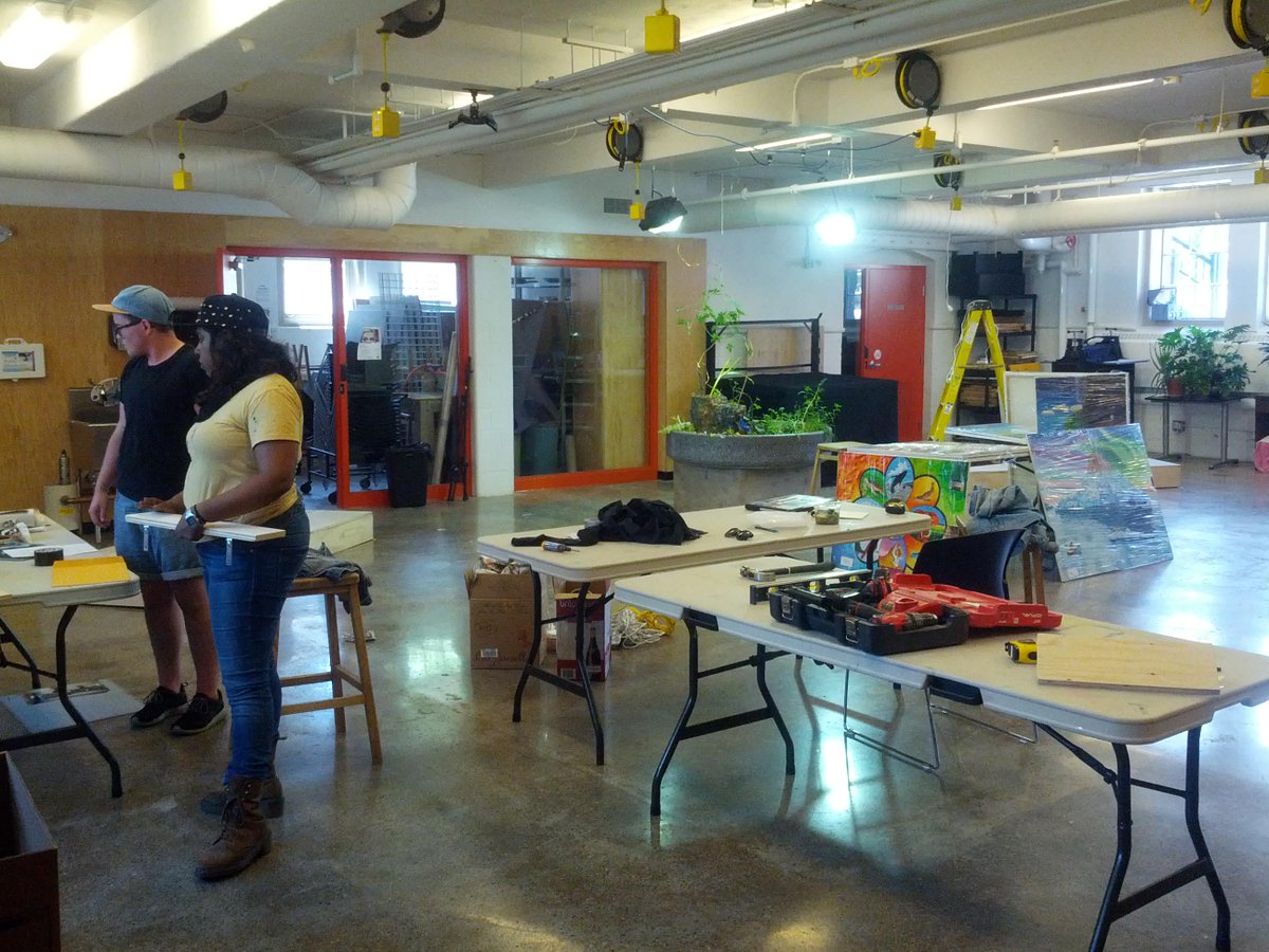 CUEToronto's tweet photo. Tons of art coming in for #AShow2015! Hope to see y'all this Thursday @SKETCHToronto 180 Shaw http://t.co/2DfWWvaRrn http://t.co/s4rrbCObg9