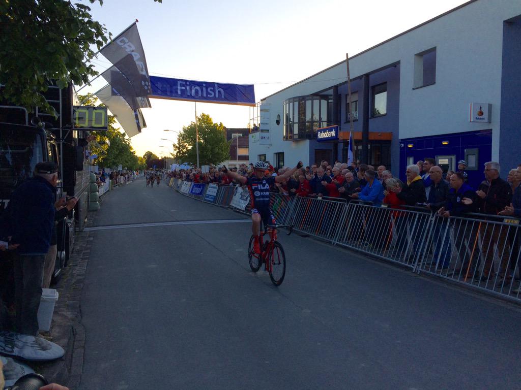 Het is <a href="/josharms/">Jos Harms</a> die de 32e <a href="/OmloopvanBedum/">Omloop van Bedum</a> wint. 2 Yim Hom en  3 John Meewisse 4 Martijn Dijkstra en 5 <a href="/BramVerweij/">Bram Verweij</a>