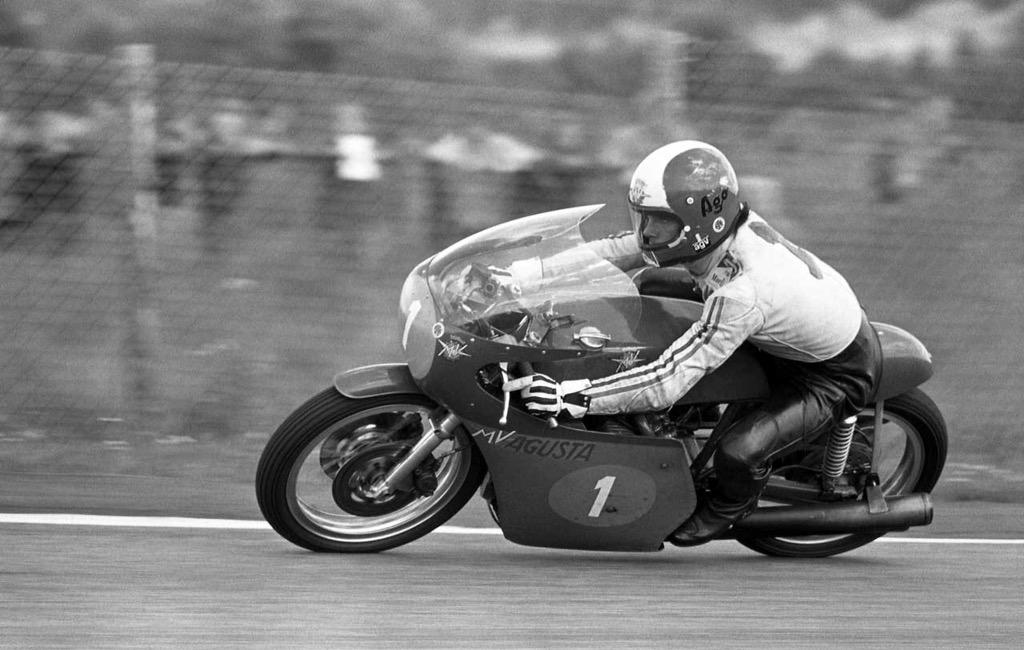 Auguri Ago! Happy BDay to Giacomo Agostini, the leggend!   