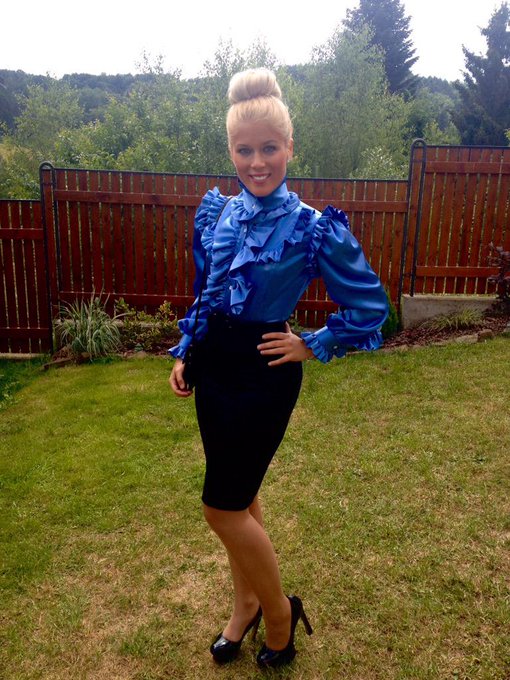 Work of today for Eromaxx, I love this blue color 😍⭐️😘💙 http://t.co/pqAqKGmDu6