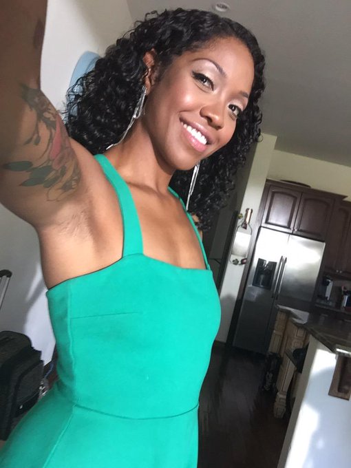 Ready, willing &amp; able... 👅💚 http://t.co/bMPQislay7<a href="/tag/newprofilepic"class="tags"><span>#newprofilepic</span></a>