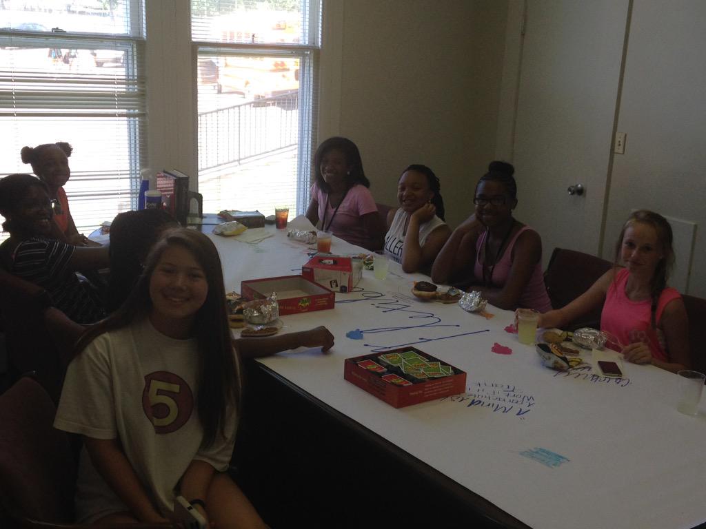 msstate_writing's tweet image. @MSUBulldogBytes invade the WC tonight #codingiswriting #digitaldivas #gamergirls