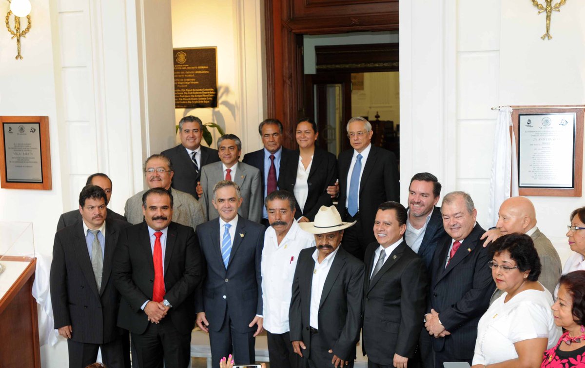 Congreso_CdMex tweet picture