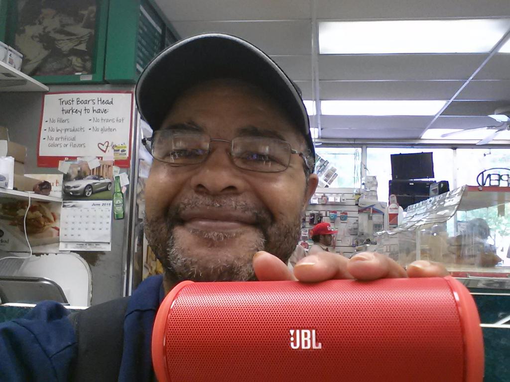 jeffreymcgee23's tweet photo. @QuiBids 8 Voucher Bids. End price $0.51. JBL Flip 2. Speaker. Retail price 99.99. Thanks #QuiBids. http://t.co/anu9xdpOEa