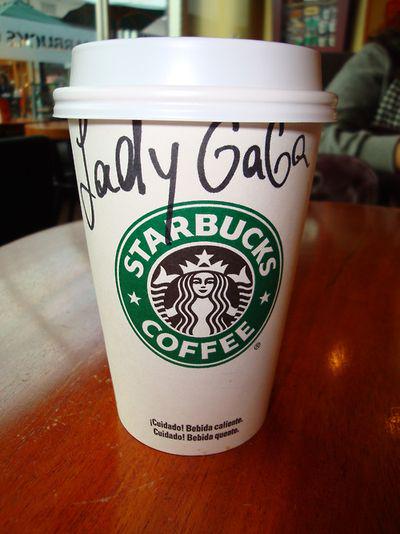 JLawHotBodGuard's tweet photo. what a barista writes when #JenniferLawrence walks in with oversized sunglasses and a big hat on OOPS! #JLaw http://t.co/NLLQ2cl4qi