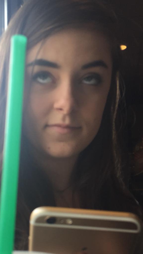 Luna_Guacamole's tweet photo. When you go through bae's messages and they text the hoe you told them not to http://t.co/ru3efkbRBa