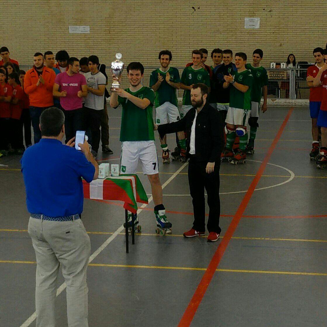 Por otro lado, los sub23 ganaron sus 2 partidos y se proclamaron campeones del torneo!! Gran trabajo verdes! #GoUrda