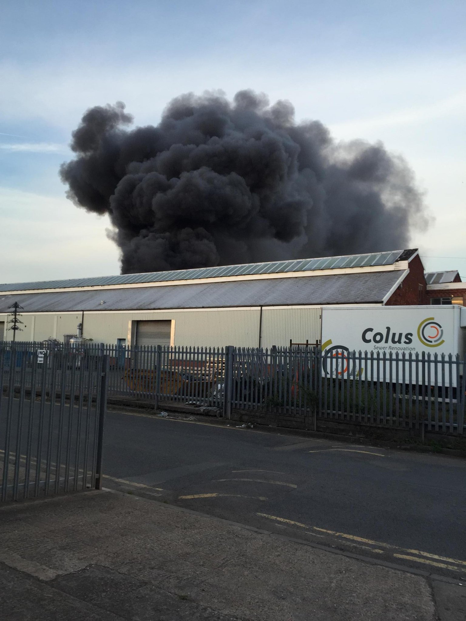 Evesham Journal on Twitter "Pictures Fire on Blackpole Trading Estate