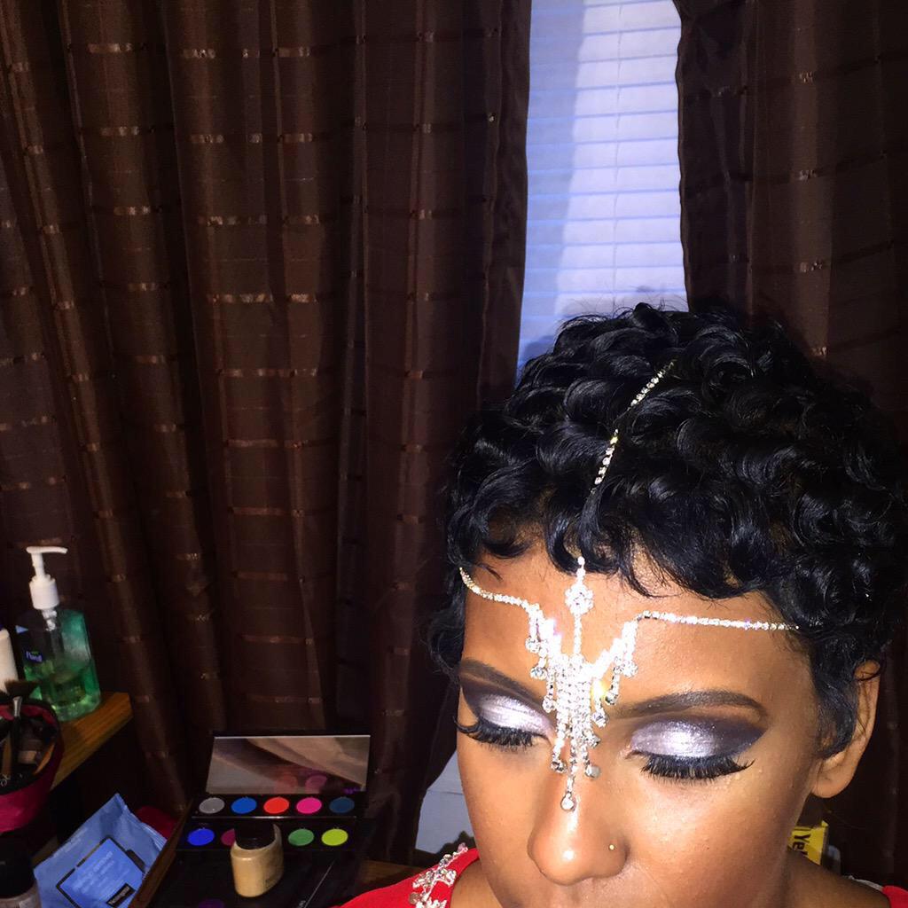 PROMRATES's tweet photo. @adw___ 🙌😍😍😍😍 slay face http://t.co/2HKQObEo2z