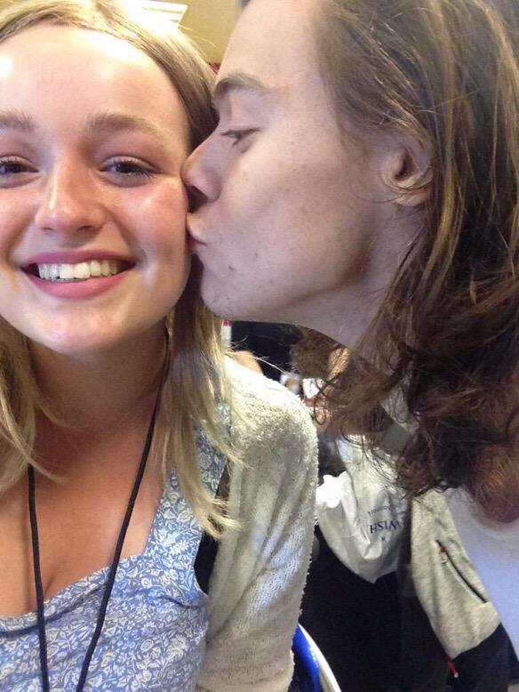 HarryEStyIes1's tweet photo. Such a lovely girl. H http://t.co/m2s6ooxR4z
