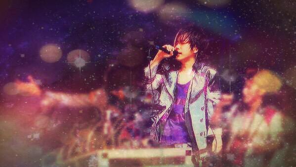 LOVE86637836's tweet photo. ニノの誕生日でふー
6.17
 誕生日おめでとう♡♡
ニノが生まれてなかったら自分がどうなってたかなんて想像できませんっ
これからも✨嵐の二宮くん✨として応援し続けます！
本当にありがとう！これからもお仕事頑張って下さい♡♡ http://t.co/qNKHndRPgr
