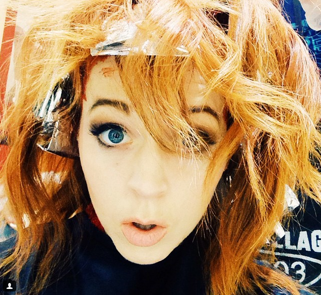 LindseyStirling's tweet photo. Gettin' my hur did by @cutenycboy81 Thanks #wshairstyling. Makeup by @missmeeeshie http://t.co/LzkxmNWuiP