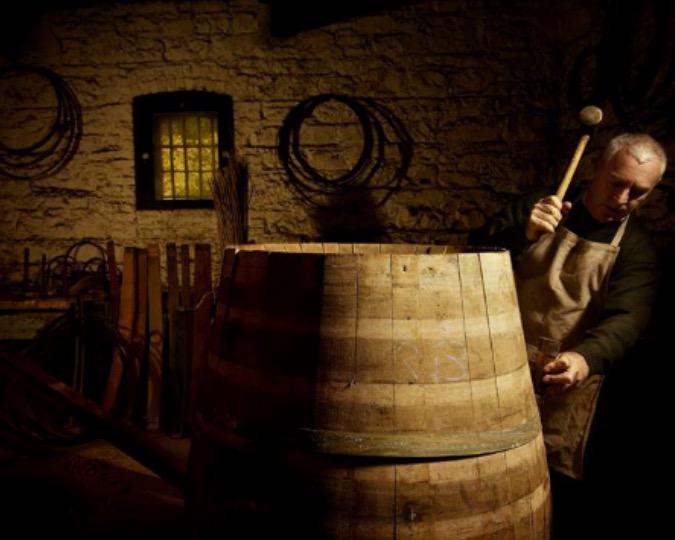 [<a href="/LMulliganGrocer/">L. Mulligan. Grocer.</a> event] Secret location, 4 course meal, whiskey tasting: lmulligangrocer.com/shop/458967169… - who's taking me?!