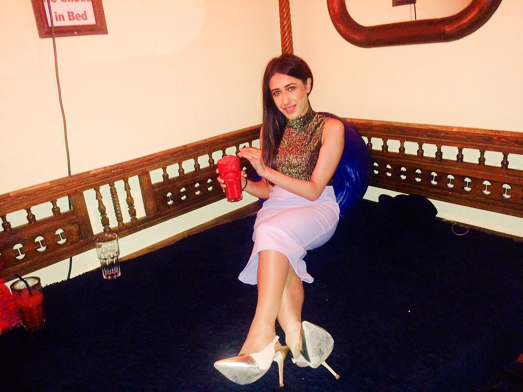 _SumairaHussain's tweet image. Loved @EvilEyeBar 😏😏😏 #MissingYork #TakeMeBack