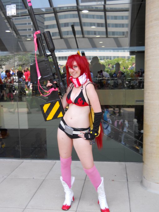 Watch Harry's leaked NSFW photo on TwXstars