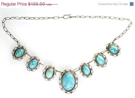 yourgreatfinds's tweet image. 40% OFF SALE Sterling Silver Art Glass Necklace etsy.me/1KJhdFM #Etsy #voguet #Killercool