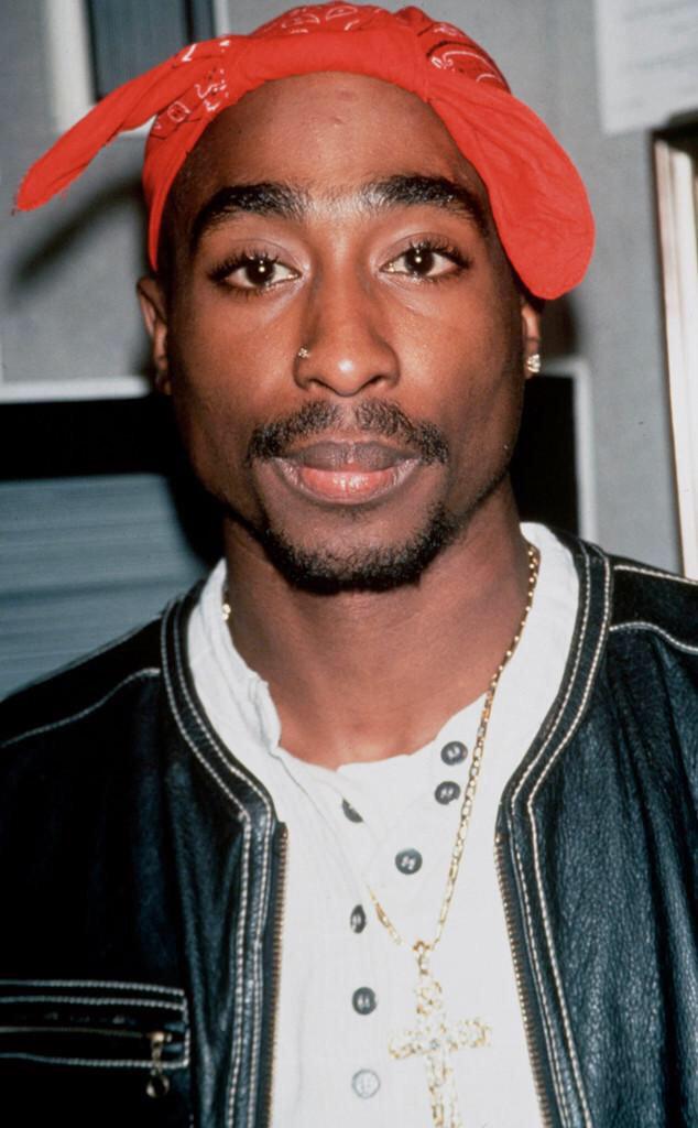 Happy birthday to the greatest rapper to ever be in the game. He would of been 44 today. R.I.P Tupac Shakur  