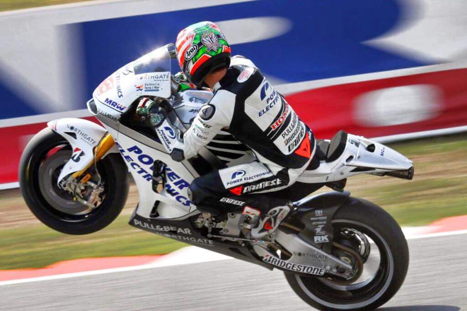 aaronstrohm's tweet image. checking the time Nicky? @NickyHayden #findingseconds