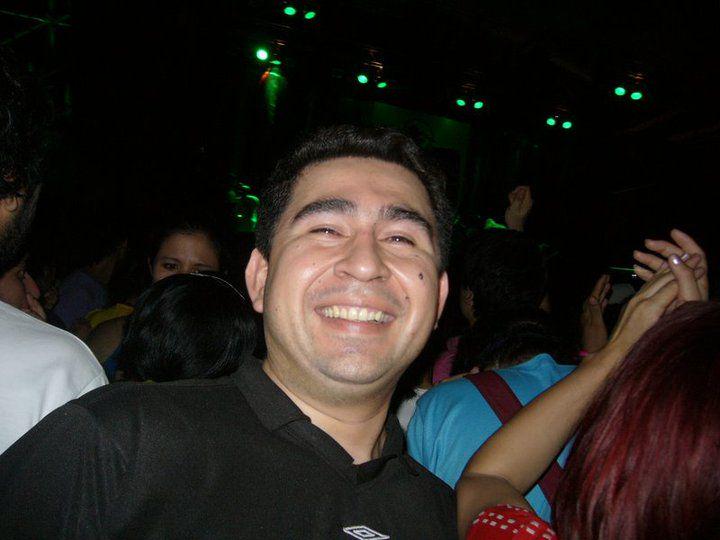 ABCDigital's tweet photo. Un funcionario de la Contraloría aprobó 43 exámenes en un día, según la Universidad Americana http://t.co/TpqJCAMVtN http://t.co/dxl9D0pddc