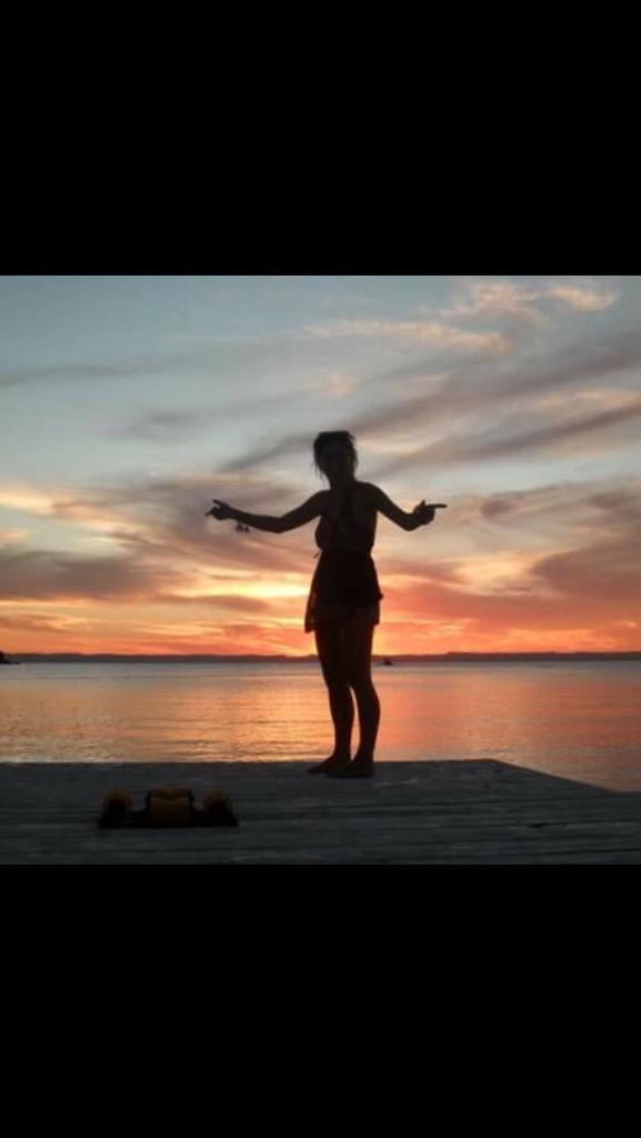KBezzant's tweet photo. I miss travelling so much #mexico #lapaz #travelling #sunset #wonderlust http://t.co/uzBaT26X38