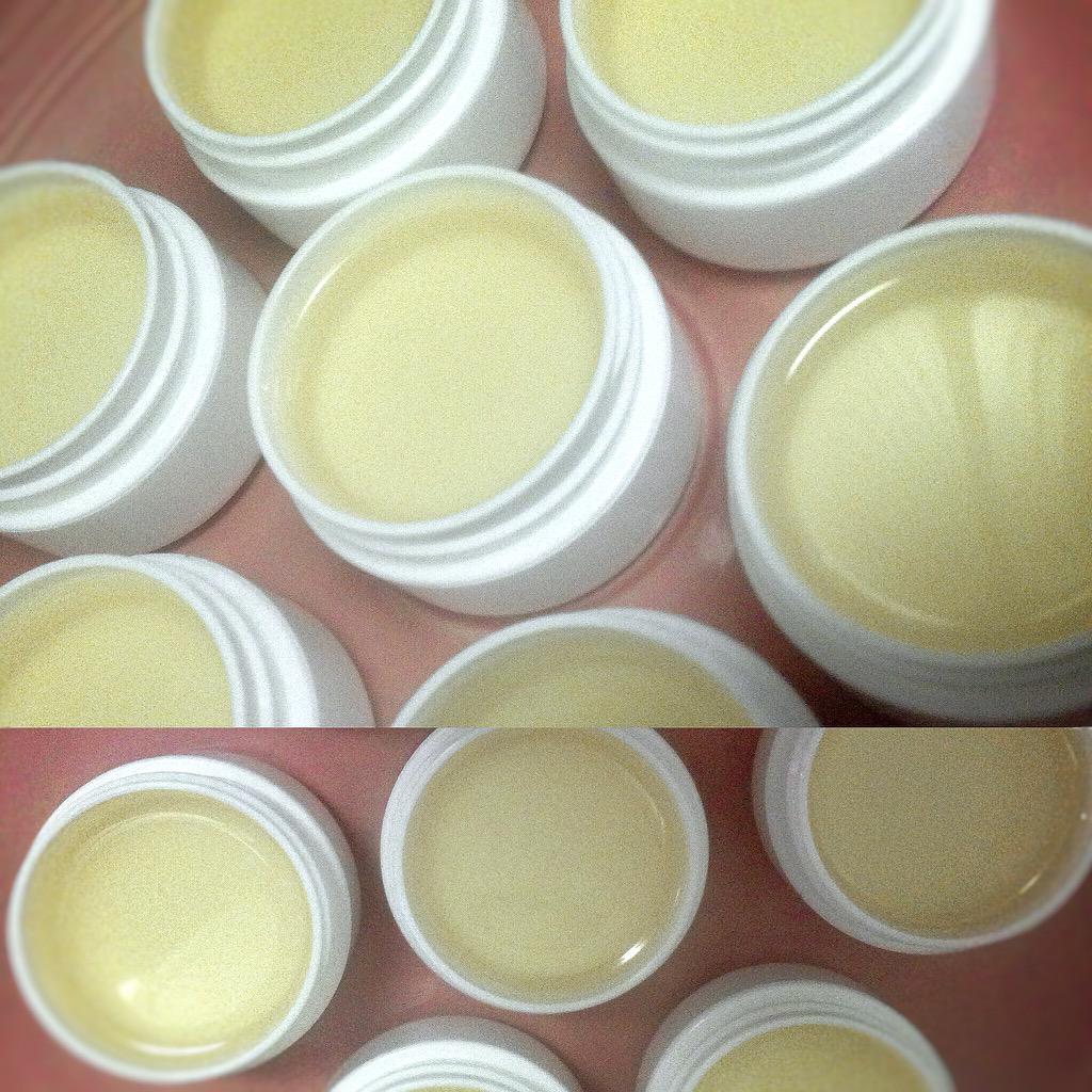 lovemackenzie25's tweet photo. Surprise! New scents in our Body Balm are currently being handcrafted just for you! Keep an eye out for more updates💖 http://t.co/1yP9pYKEfL
