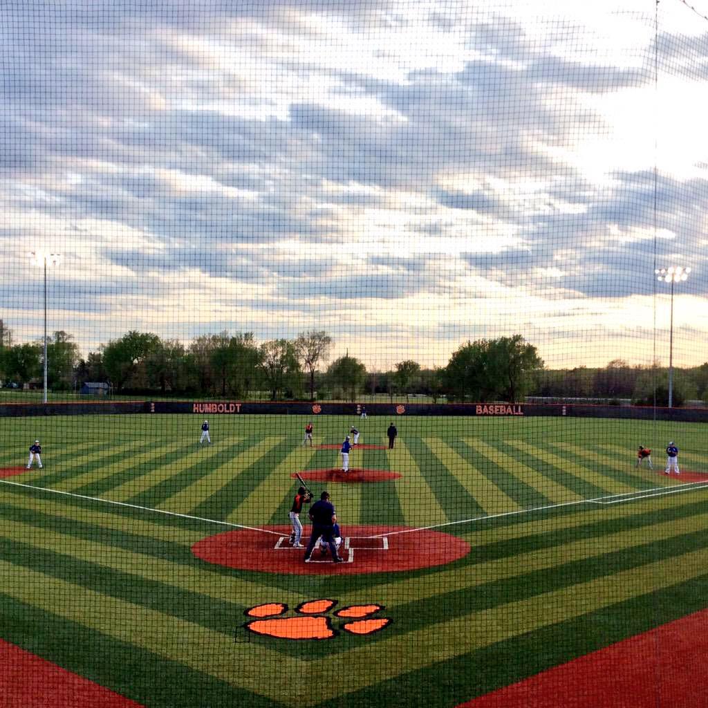 Stadiums Of Kansas tweet media