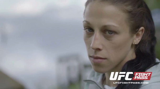 ufc's tweet photo. #UFCOnTheFly takes us #BTS w/ @JoannaMMA as she prepares for her #UFCBerlin title defense: http://t.co/Czcfaibj01 http://t.co/wXpIUKL0D3