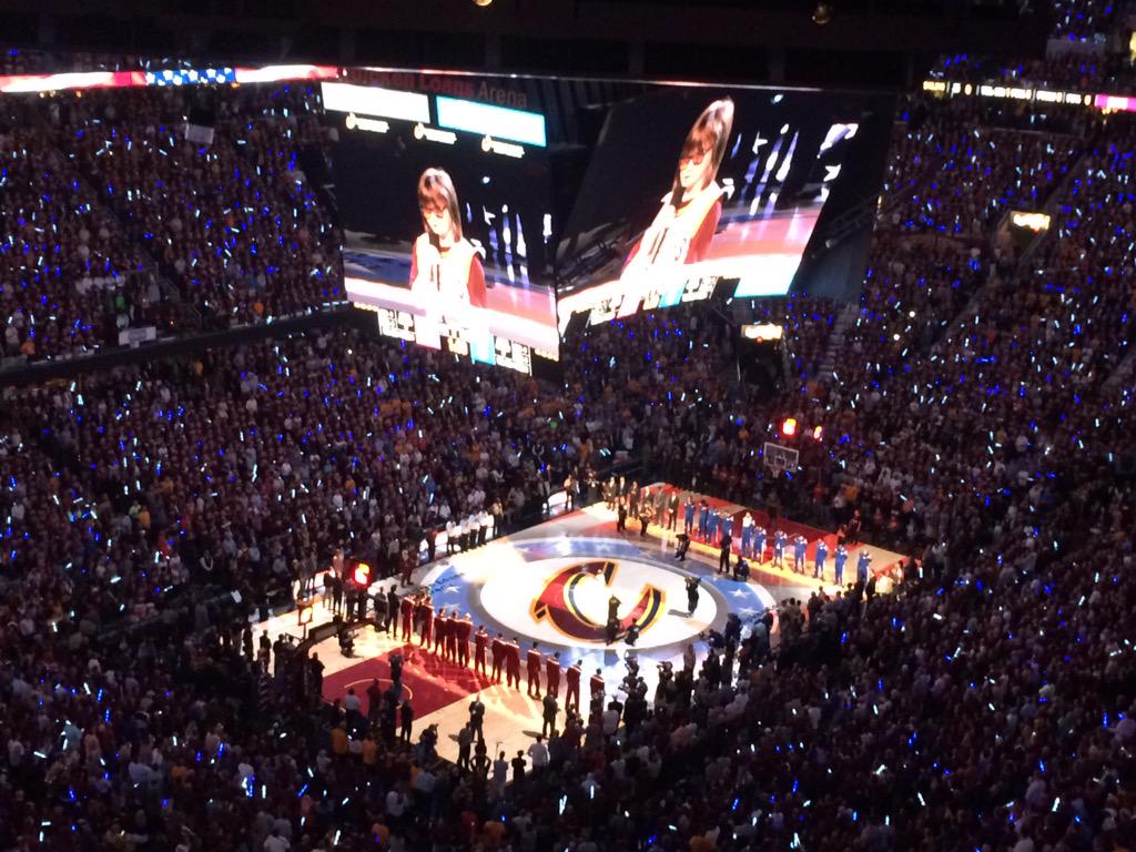 fox8news's tweet image. Marlana Vanhoose singing the National Anthem. The crowd loves it.