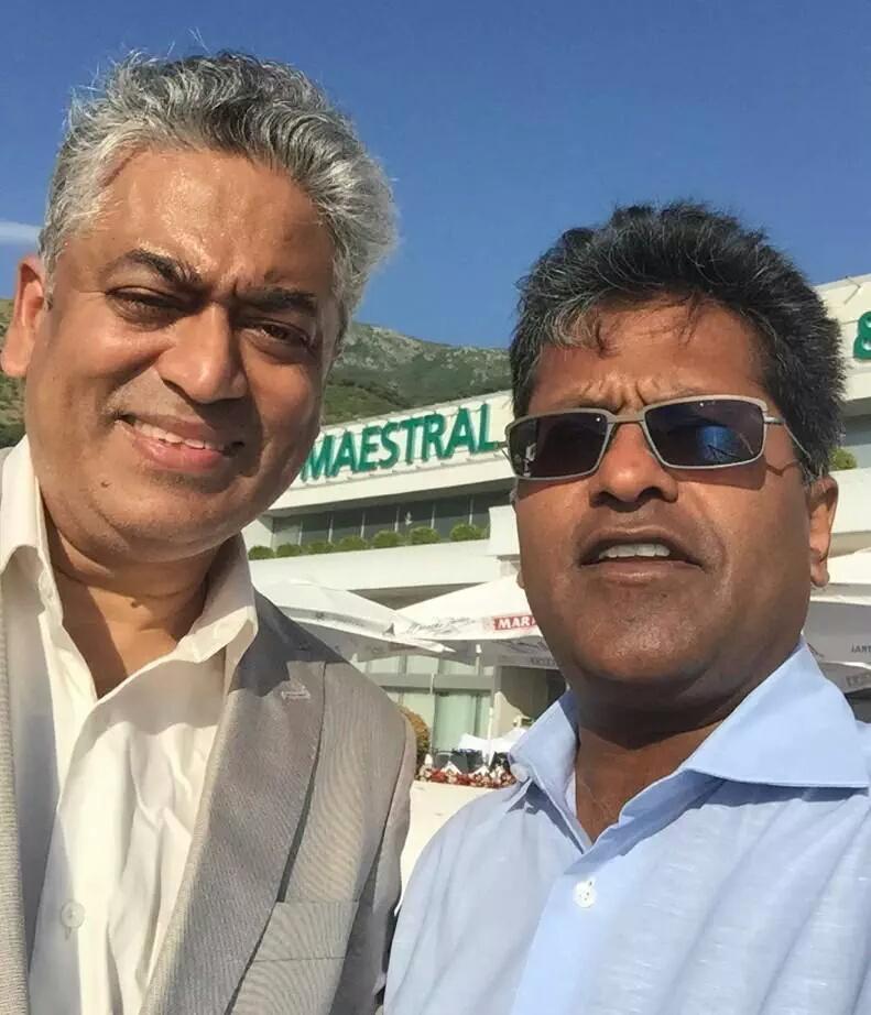 Sanjay_vis's tweet image. #ModiToRajdeep too much Doles and freebies over the year this idiot forgot how to take interviews. @sardesairajdeep