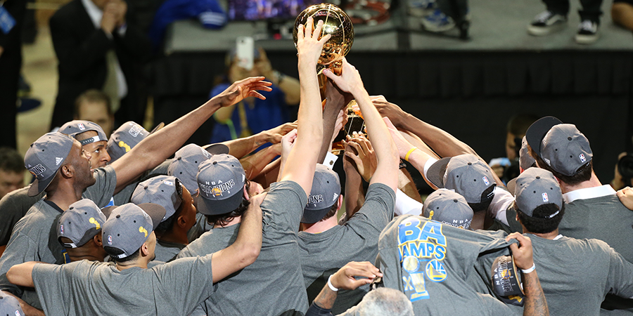 warriors's tweet photo. We did it, #DubNation. 🏆 http://t.co/gwVt6z2OMP