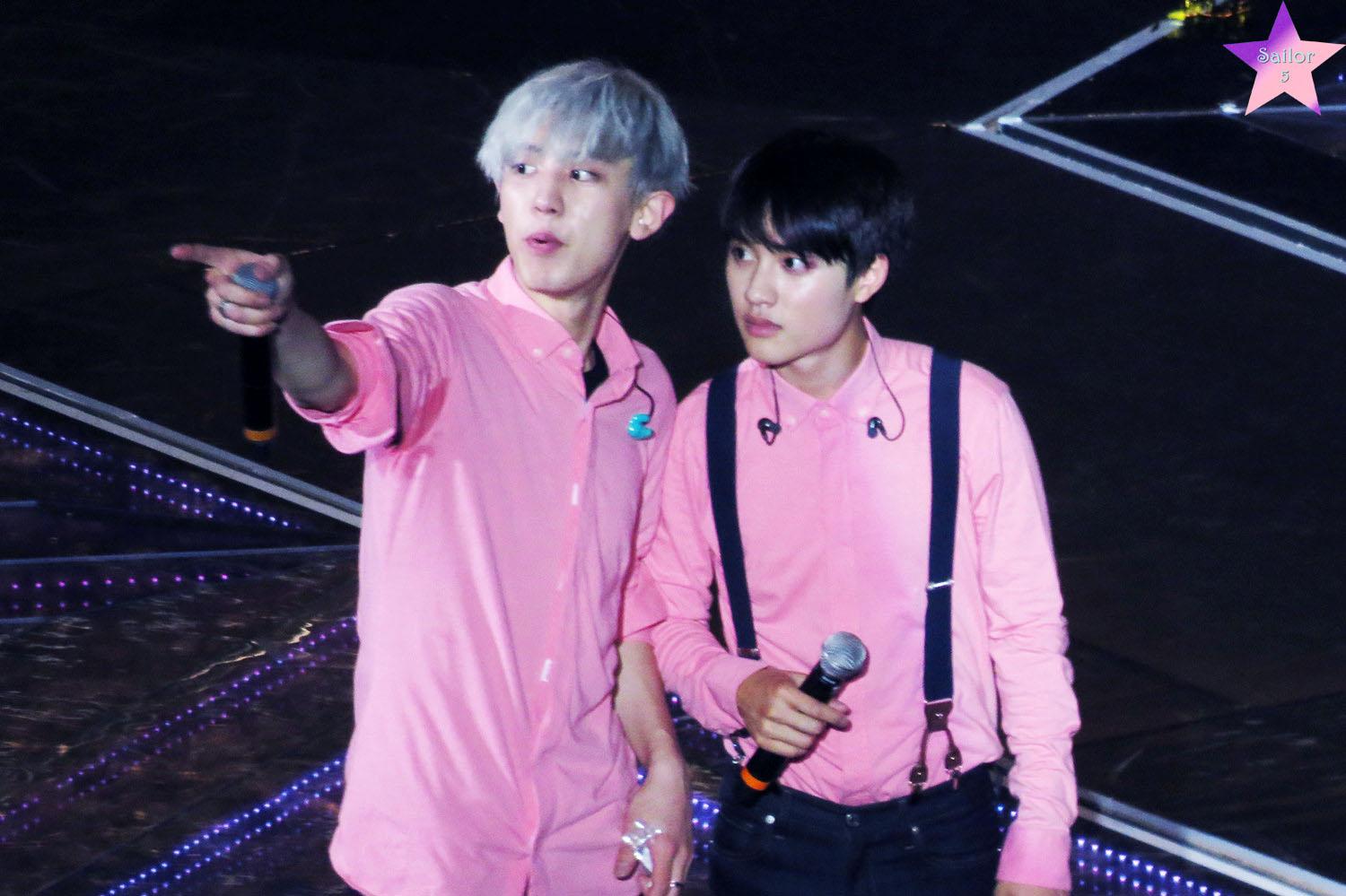 CHr6b0gUwAES03D.jpg:large