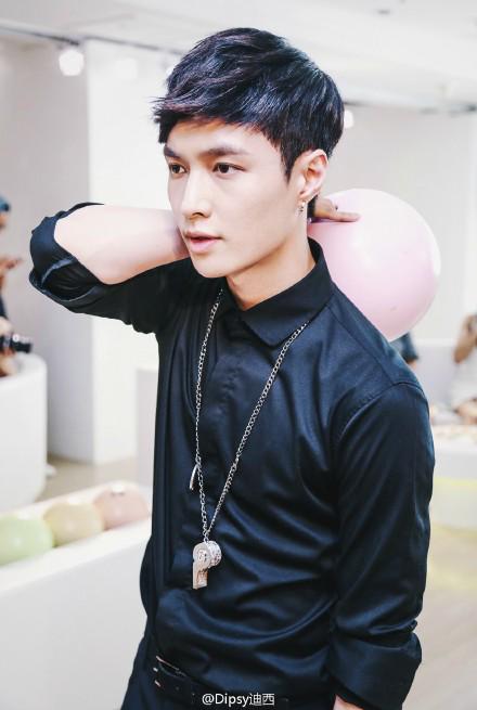 yixinqins tweet picture