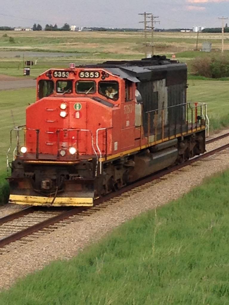 cbun02's tweet image. @BattleRiverRail Our short line hard at work!