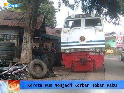 Apriyan70's tweet photo. @MemeComicIndo Aksi tebar paku kembali marak,.waspadala,..#waspadalah http://t.co/ViK6KWLYcy