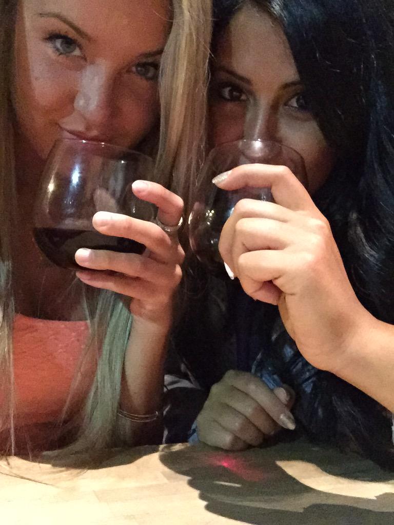 amruccolo's tweet photo. Huge congrats to the smartest person I know on her graduation from biology w/ her thesis (&amp; distinction!) 👭 @SabriDis http://t.co/Q8N6kcWrRM
