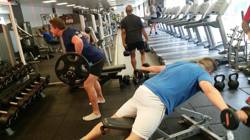 NathanGrayFit's tweet image. @frrufc rugby boys Jamie &amp;amp; @boardy87  putting in a hard back session with me today #preaeason  #rugbyfit  #BackDay