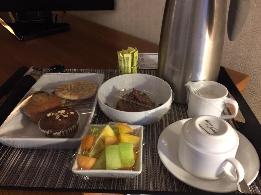 AdamToHelp's tweet photo. #HITEC2015 do U care what I'm eating 4 breakfast, no but, this is what customers share so remember Social Matters http://t.co/RtKPUD2IhU