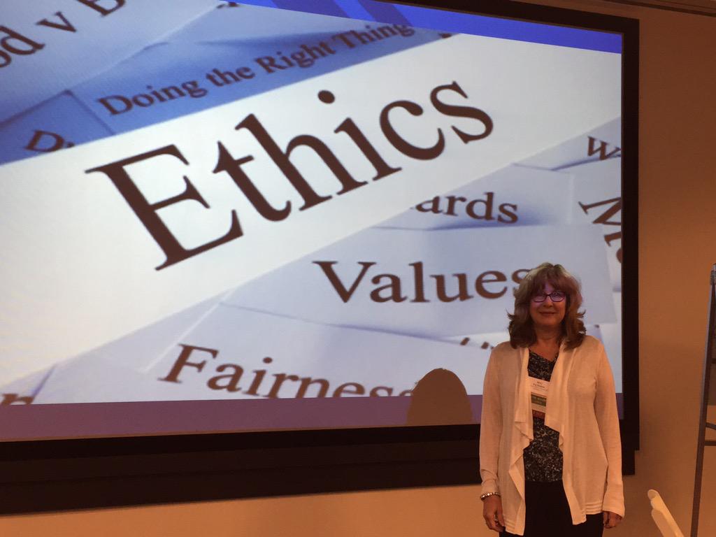 SBPChicago's tweet photo. @plhudson is channeling @LanceKessler #sbmm15 http://t.co/cAyWXLJiCr