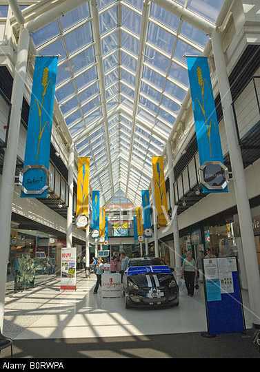 Who remembers when cornhill walk was the Hub of shopping in #burystedmunds